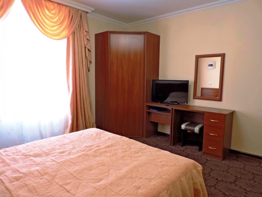 Номер «Люкс 2х-комнатный» мини-гостиницы «Нарния» - фото №137811