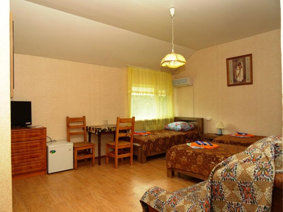 Номер «Семейный» мини-гостиницы «Вита-2» - фото №138679