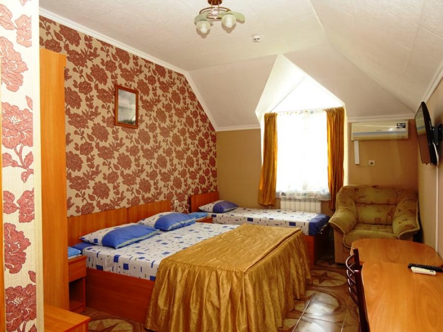 Номер «Стандарт» мини-гостиницы «Курортный дворик» - фото №138711