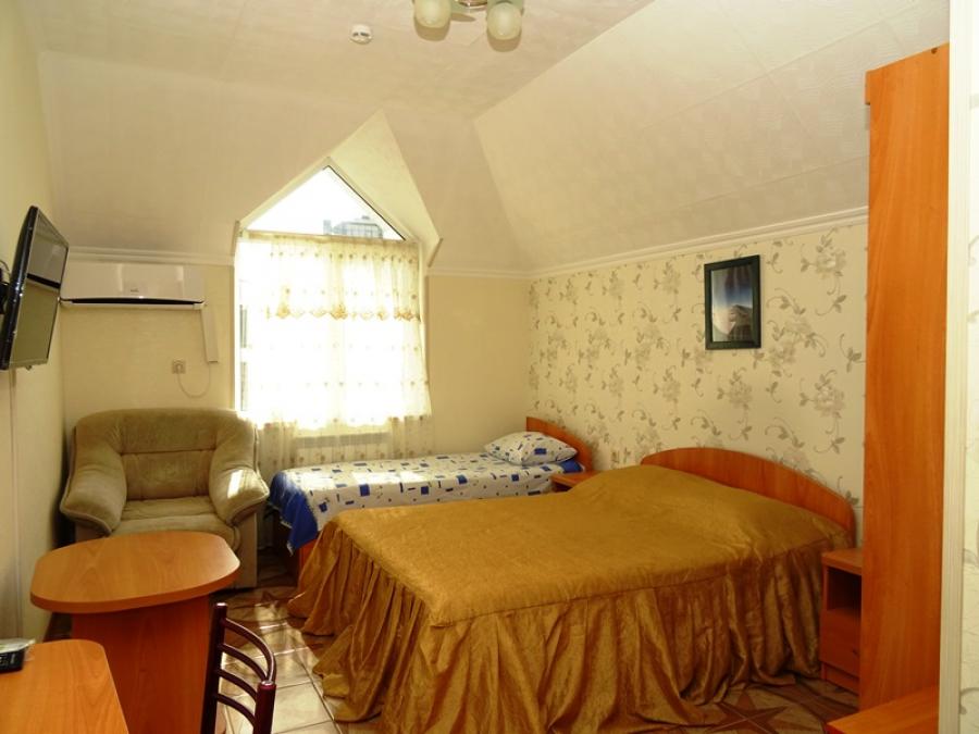 Номер «Стандарт» мини-гостиницы «Курортный дворик» - фото №138718