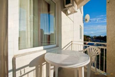 Гостиница Каравелла «4х-местный с удобствами с балконом»
