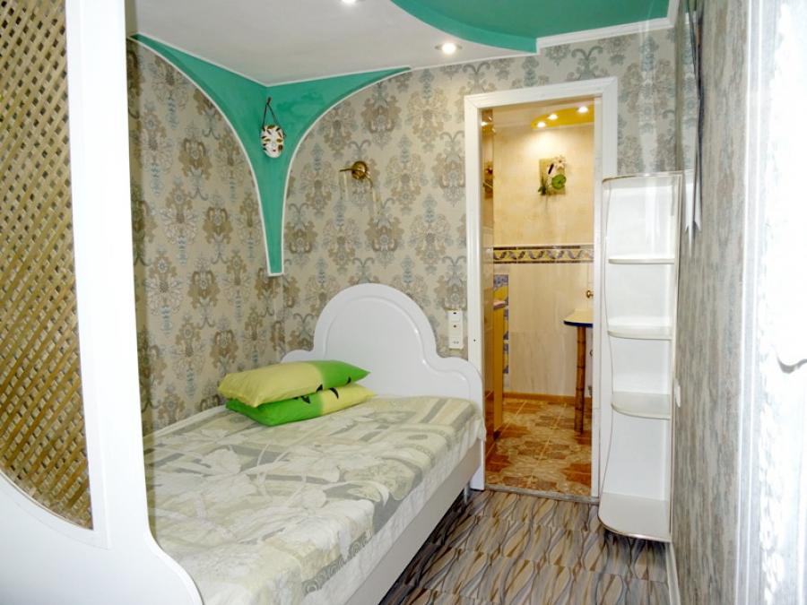 Номер «Стандарт» гостиницы «Мини-гостиница Энгельса 4 в Алуште» - фото №21226