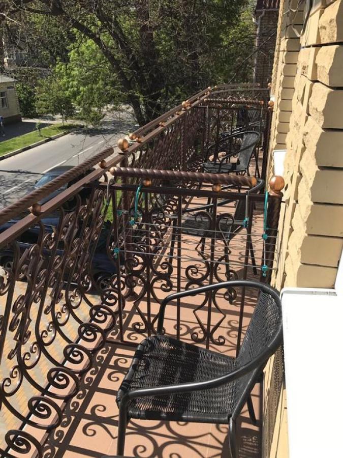 Номер «Комфорт с балконом 3х-местный» гостевого дома «Флоренция» - фото №92365