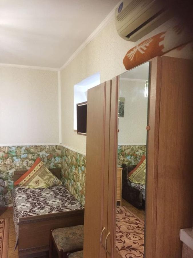 Номер «Полулюкс 3х-местный» гостиницы «Мини-гостиница Дворик на Крымской» - фото №94030