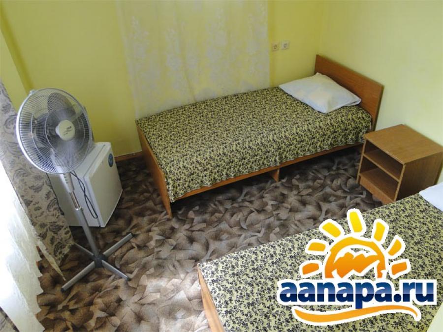 Номер «С удобствами на блок» гостиницы «Мини-гостиница Лотос в Анапе» - фото №94199