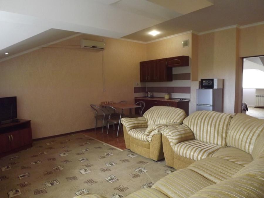 Номер «5ти-местный 3х-комнатный» гостиницы «Мини-гостиница Лукоморье» - фото №94615