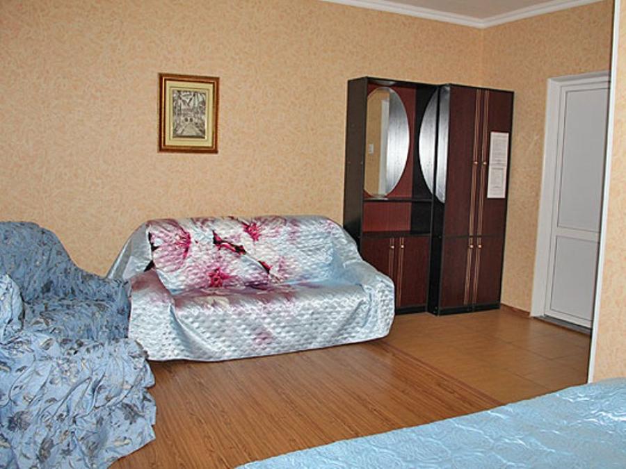 Номер «Семейный 1-комнатный» гостиницы «Мини-гостиница Натали» - фото №93987