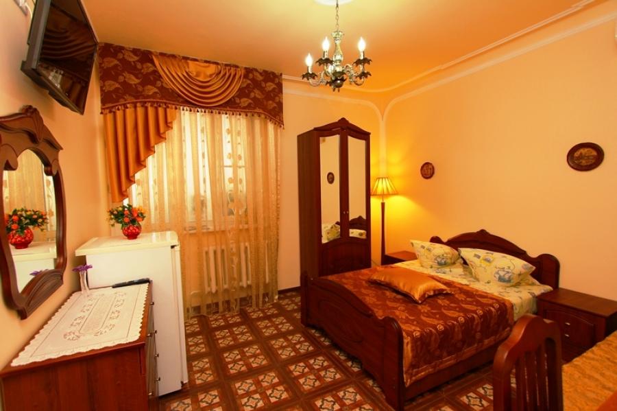 Номер «Эконом с удобствами на этаже» гостиницы «Мини-гостиница Крымская 260» - фото №94309