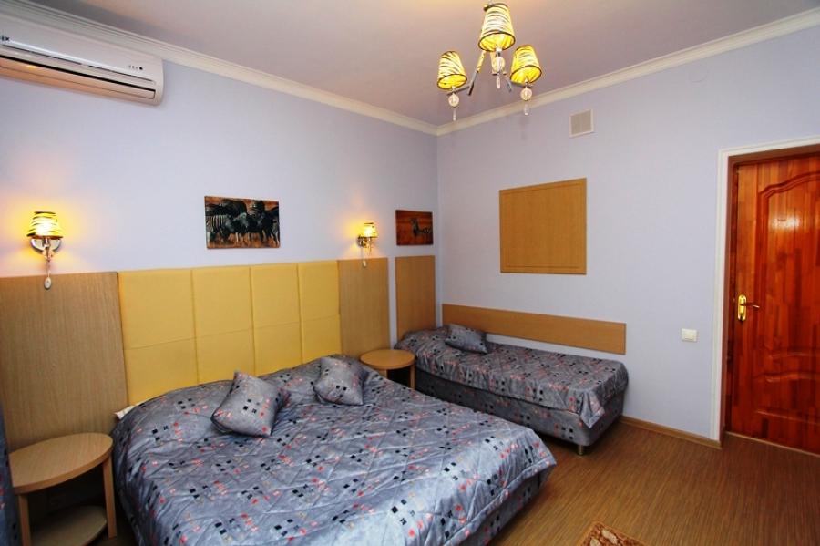 Номер «Эконом с удобствами на этаже» гостиницы «Мини-гостиница Крымская 260» - фото №94310