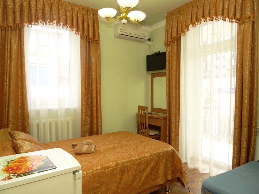 Номер «Эконом с удобствами на этаже» гостиницы «Мини-гостиница Крымская 260» - фото №94315