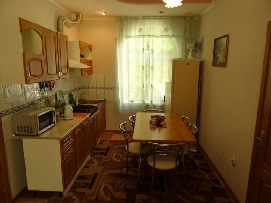 Номер «Люкс 2х-комнатный 4х-местный с кухней» гостевого дома «Елена» - фото №118431