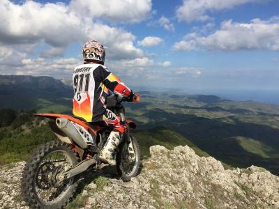 Фото обьекта Прогулки на мотоциклах эндуро по Крымским горам №146956
