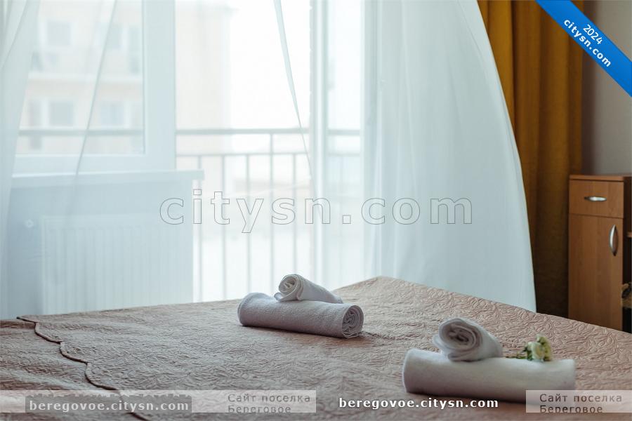 Номер «Двухкомнатный комфорт с балконом» гостиницы «Бригантина» - фото №234532