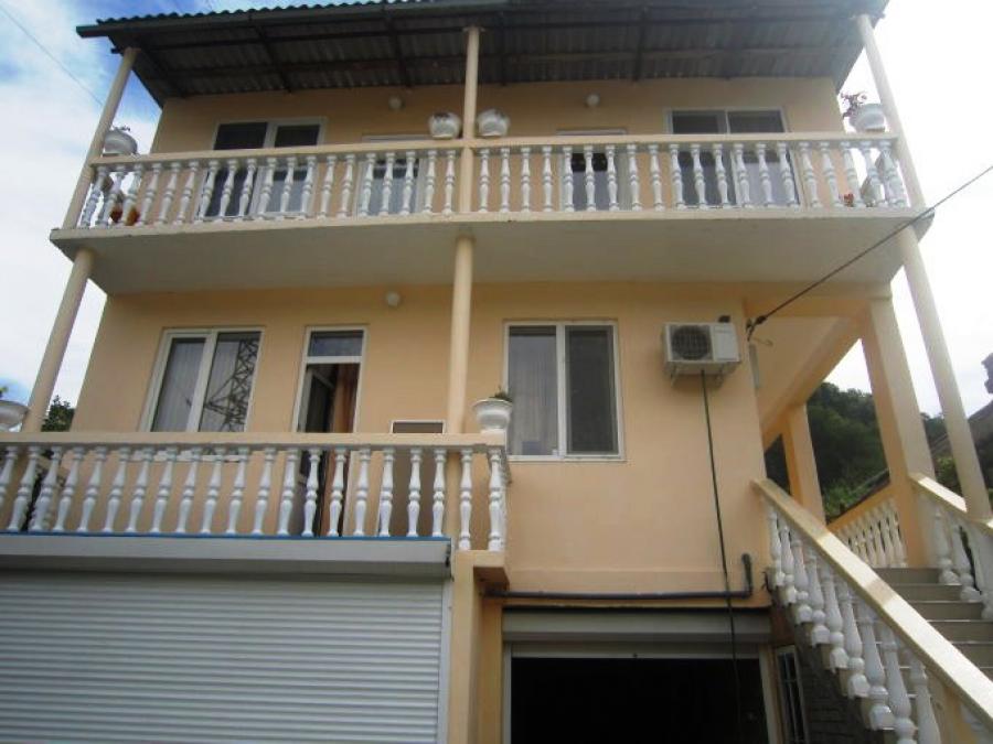 Приморская 55 в дедеркой гостевой дом. Дедеркой улица черешневая 30. Домики у андрея дедеркой ул черешневая 15. Дом дедеркой. Дом дедеркой.