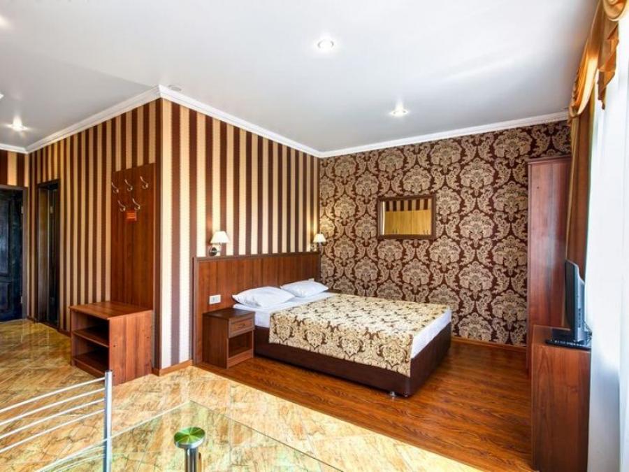 Номер «2х-комнатный Семейный Suite с кухней и балконом» гостиницы «Retro Divnomorsk» - фото №106898