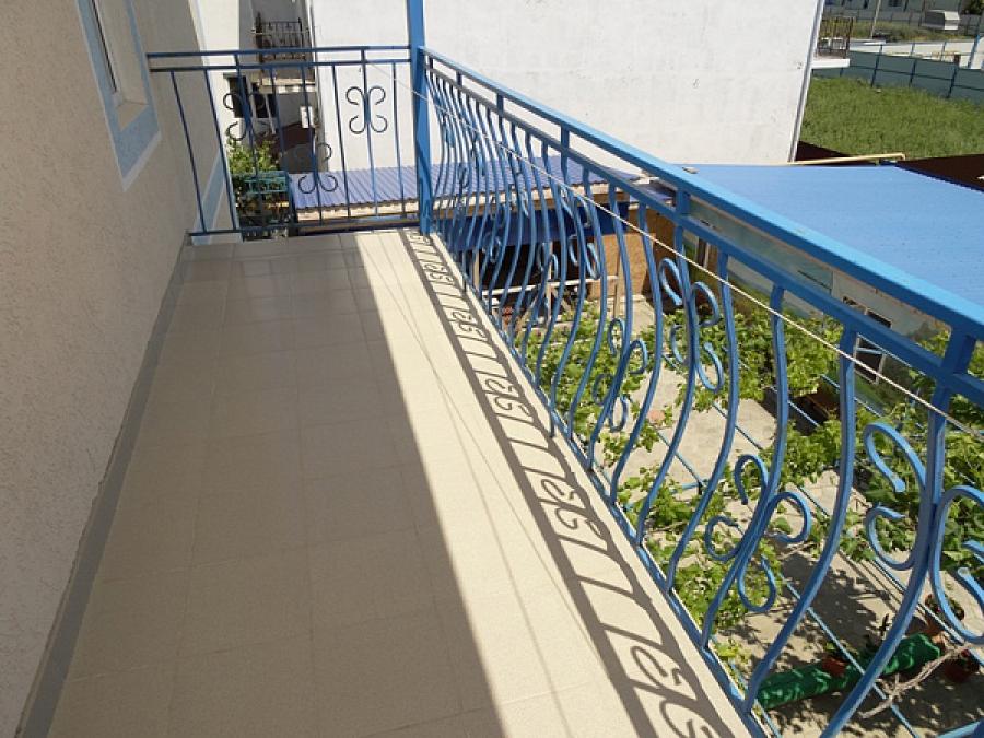Номер «Стандарт с балконом» гостиницы «Мини-гостиница Аленушка» - фото №85604
