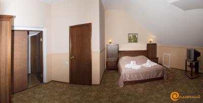 Гостиница Мини-гостиница Солнечный «Люкс 2х-комнатный 2х-местный»