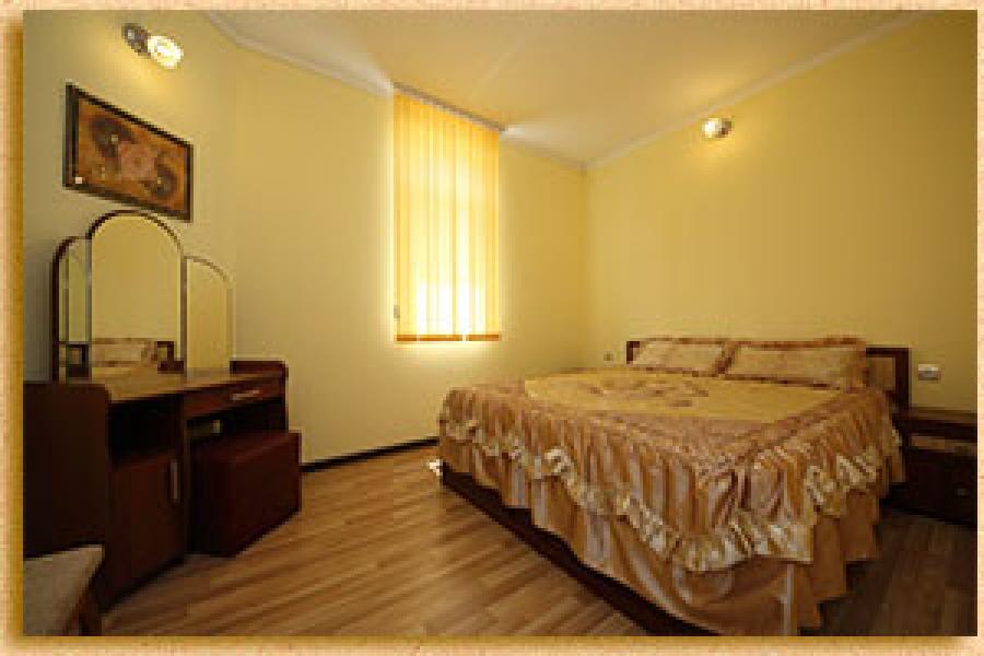 Номер «1-й категории (25-35 кв.м.) корпус Г» гостиницы «Русич» - фото №86400