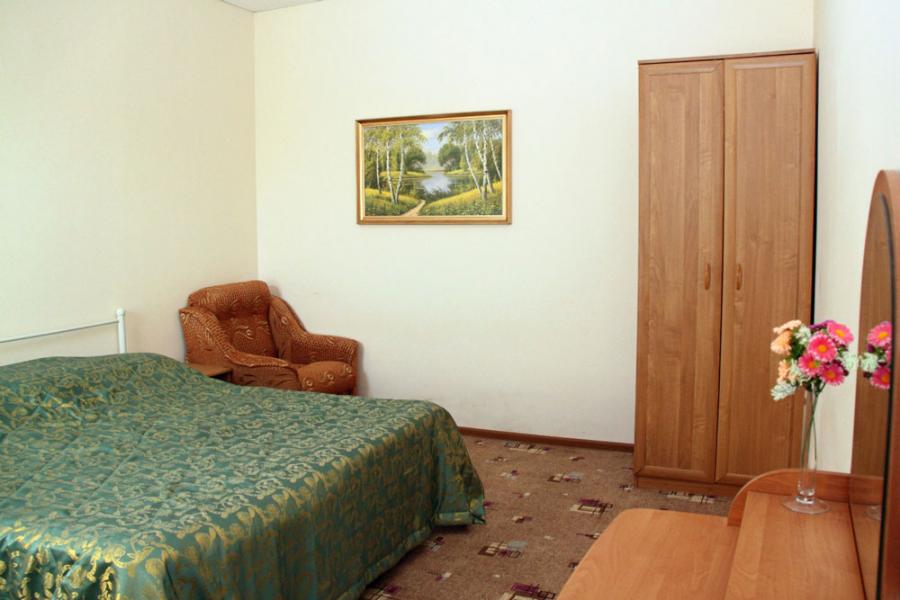 Номер «Люкс 2х-комнатный» гостиницы «АСТОН отель (бывший ГК «Ветеран»)» - фото №88010