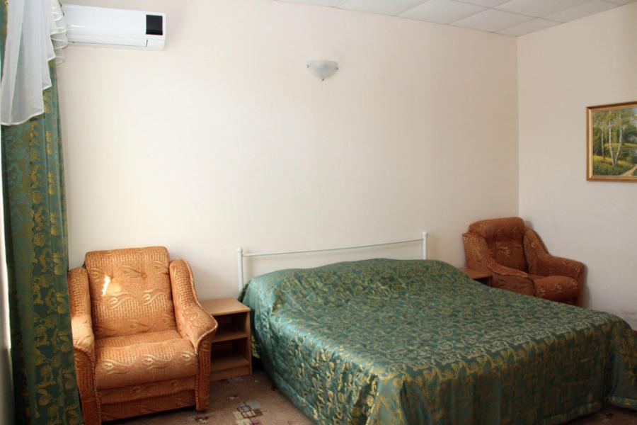Номер «Люкс 2х-комнатный» гостиницы «АСТОН отель (бывший ГК «Ветеран»)» - фото №88012