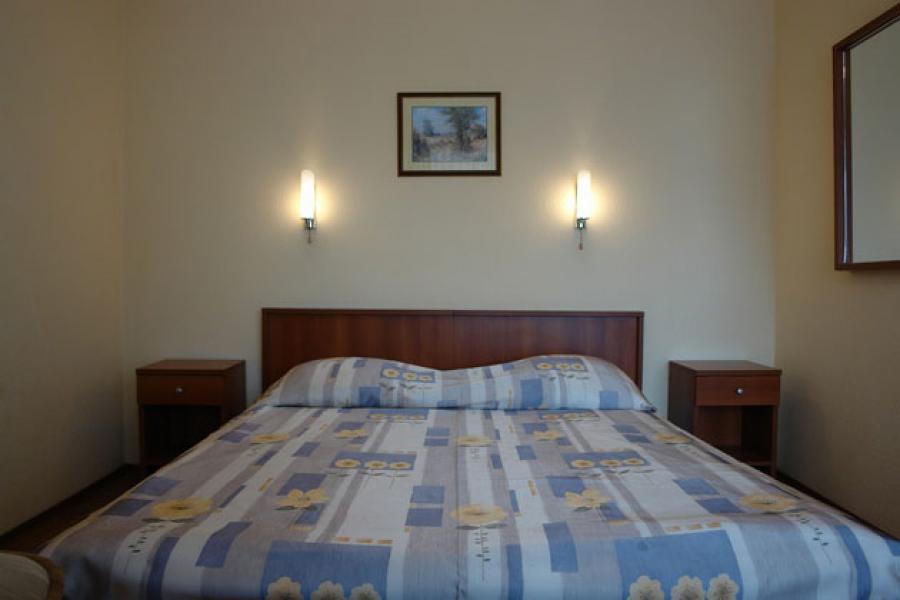 Анапа набережная 2023. Санаторий дилуч анапа. Лучи анапа гостиничный комплекс. Лучи анапа гостиничный комплекс. Жк луч череповец.