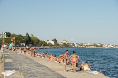 Фото обьекта Бетонные пляжи вдоль набережной Терешковой  №129113