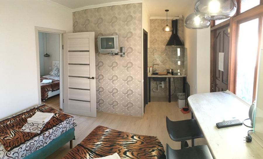 2х-комнатные апартаменты со своей кухней  - Гостевой дом - Familyhotel - Феодосия - Крым