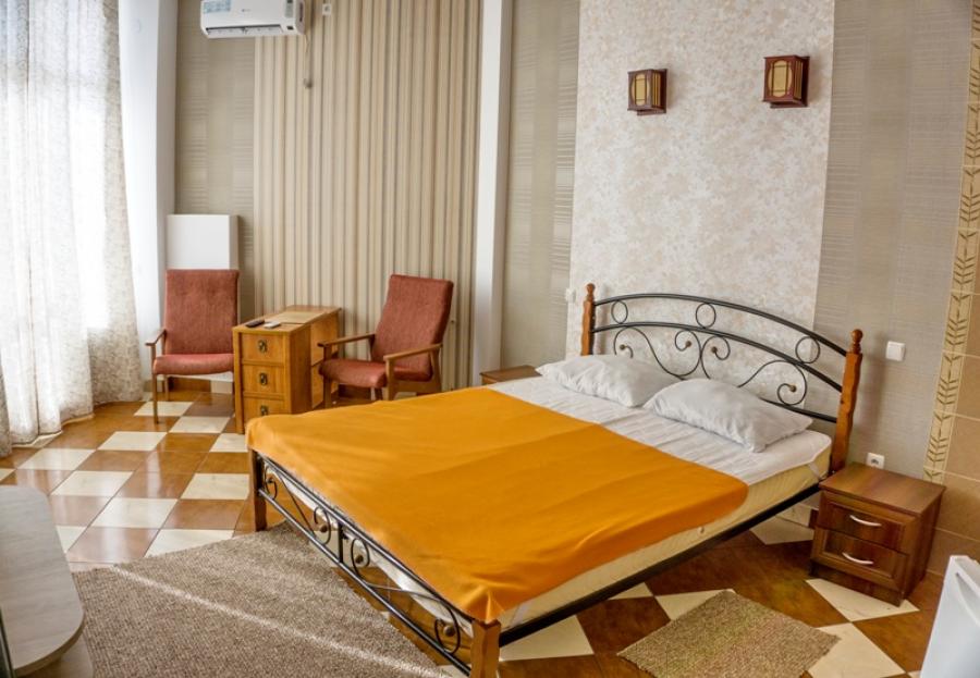 Номер «Апартаменты-стандарт (1 корпус)» гостиницы «Апартаменты на Черноморской Набережной» - фото №115321