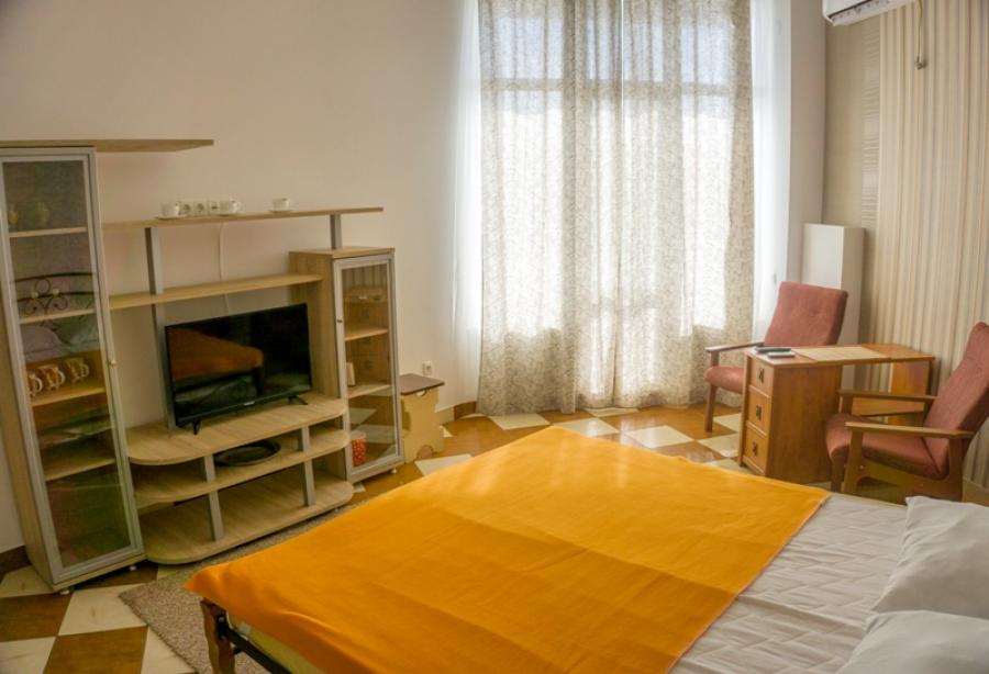 Номер «Апартаменты-стандарт (1 корпус)» гостиницы «Апартаменты на Черноморской Набережной» - фото №115322