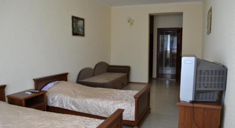 Стандарт 2х-местный с 2 отдельными кроватями (1 этаж)  - Гостиница - Европа - Гаспра - Крым