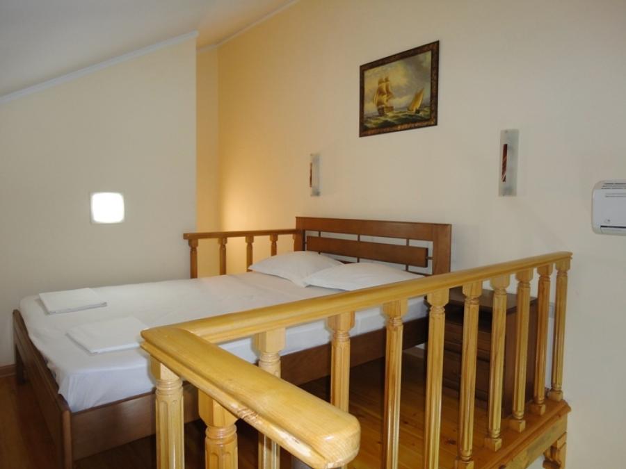 Номер «Отдельно стоящий домик » мини-гостиницы «Чайковского 24» - фото №133204