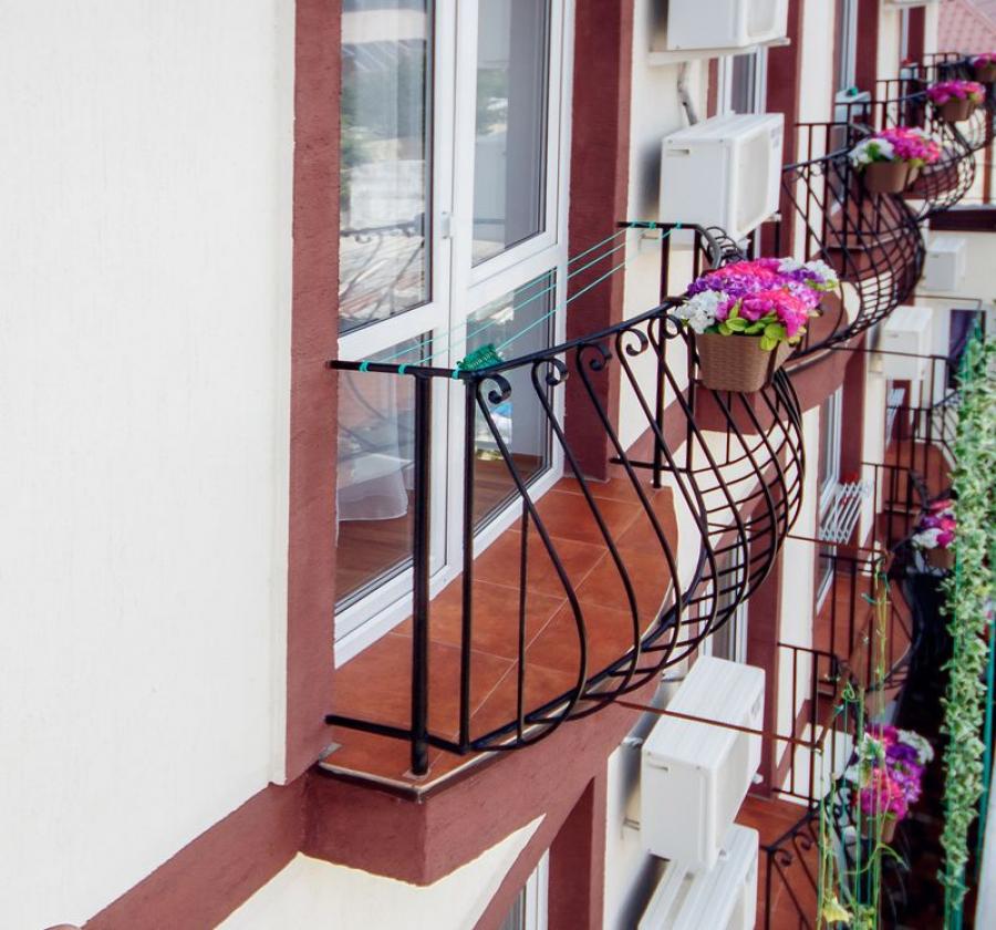 Номер «2х-местный с французским балконом 
          » гостевого дома «Dynasty-Вена» - фото №97528
