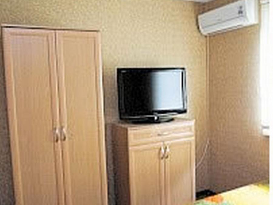 Номер «Люкс 3х-комнатный 
          » гостиницы «Корницкого 10» - фото №99573