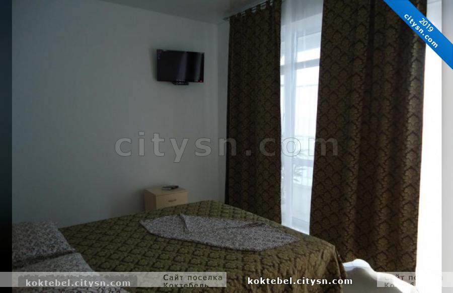 Номер «Двухкомнатный 4-х местный номер с видом на море № 7, 8, 9, 13» гостиницы «Отель Крым» - фото №140897