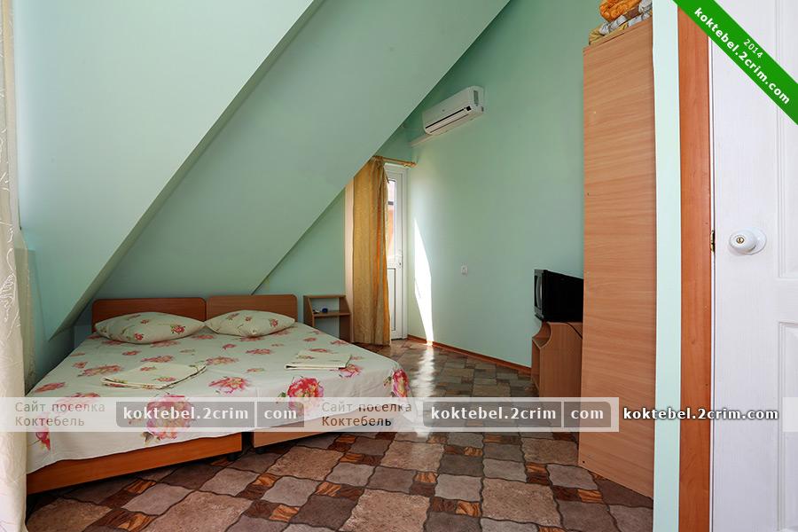 Стандартный двухместный номер повышенной комфортности с отдельным балконом - Гостевой дом - Югра - Коктебель - Крым