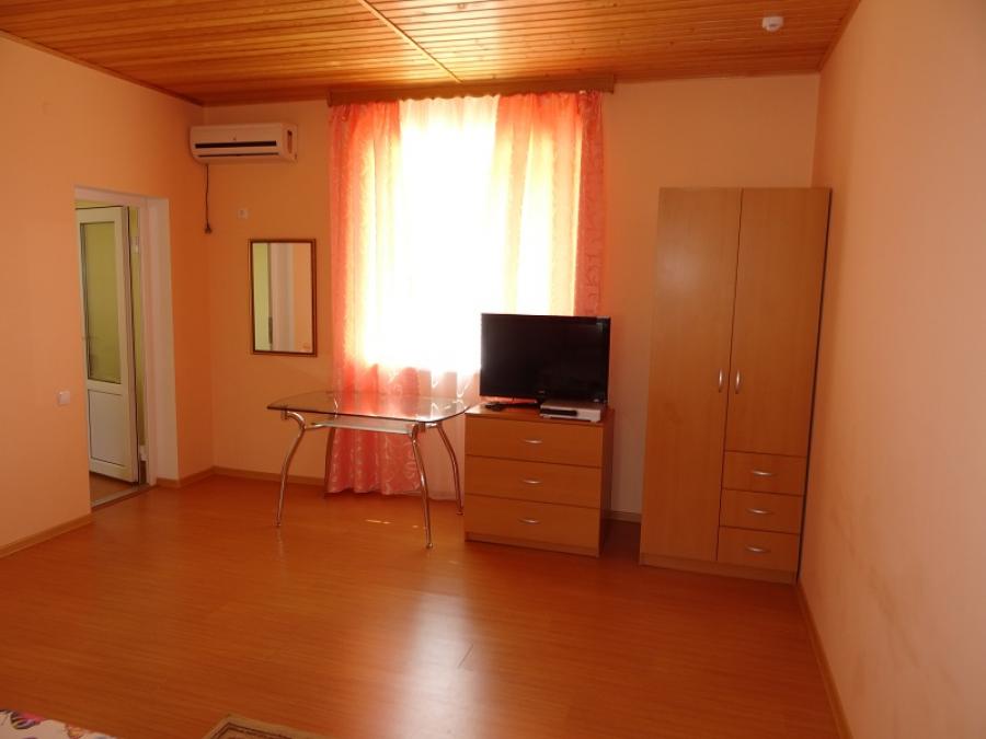 Номер «2х-комнатный стандарт» гостевого дома «Азовское Море» - фото №48951