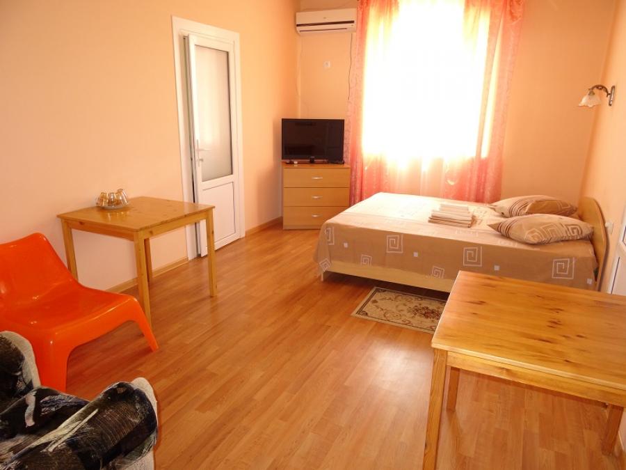 Номер «2х-комнатный стандарт» гостевого дома «Азовское Море» - фото №48954
