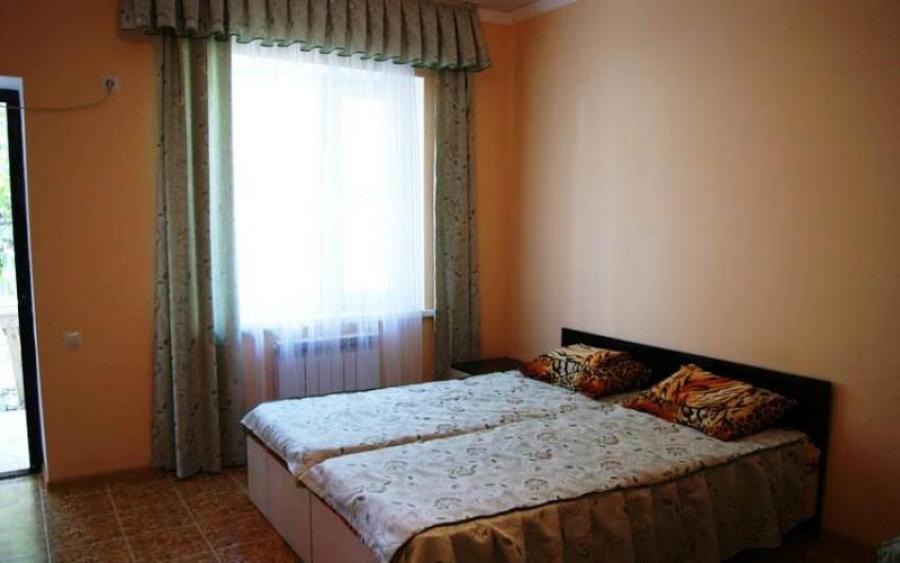 Номер «Стандарт 1 этаж» гостиницы «Брик Азов» - фото №49305