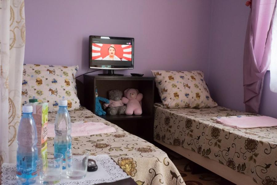 Номер «Комфорт семейный 2х-комнатный 
                » мини-гостиницы «Lavrio» - фото №49416