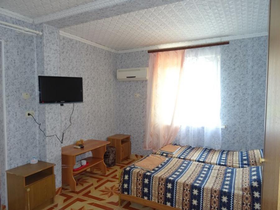 Номер «Стандарт   » гостиницы «Черномор» - фото №79258