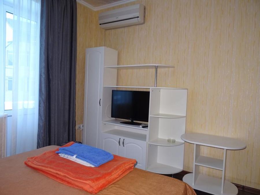 Номер «Полулюкс   » гостиницы «Черномор» - фото №79279