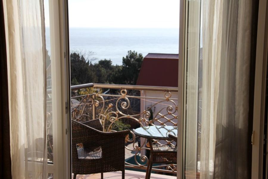 Номер «Люкс с видом на море» гостиницы «Елена Мини-отель» - фото №14102