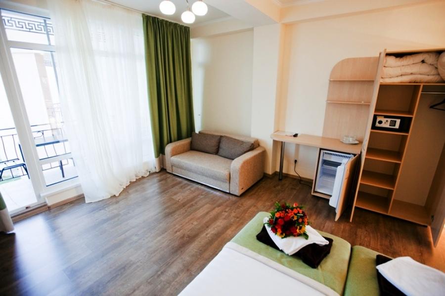 Номер «Стандарт семейный с диваном» гостиницы «Ravenna Mare» - фото №37584