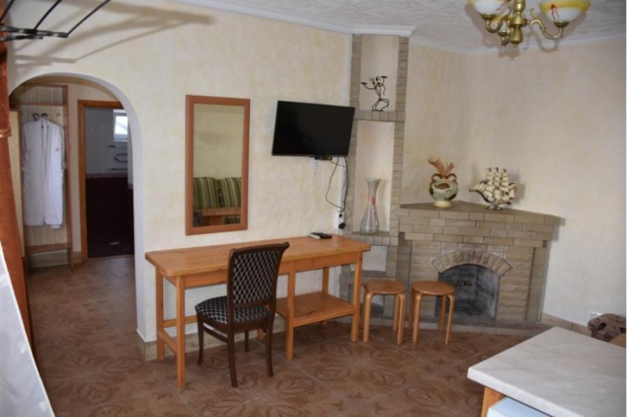Номер «VIP 2х-комнатный с сауной, камином и кухней» гостевого дома «Ирина» - фото №42511