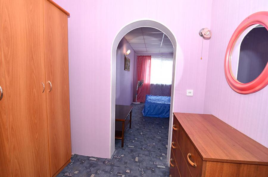 Номер «Второй этаж дома (5 комнат) с отдельным входом, со своей зоной отдыха» частного сектора «Дача у моря» - фото №38118
