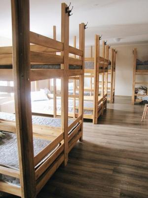 Хостел Dallas « Спальное место на двухъярусной кровати в общем номере»