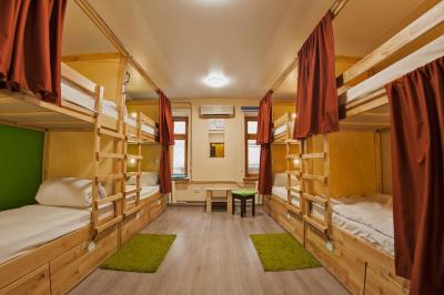 Хостел Dream « Кровать в общем 8-местном номере»