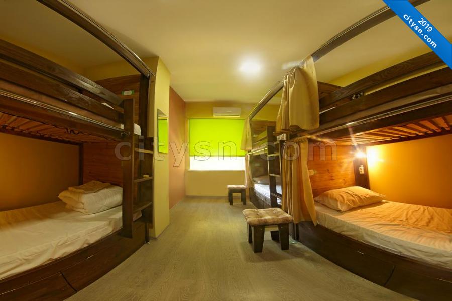 Номер « Кровать в общем 6-местном номере » хостела «Dream» - фото №172537