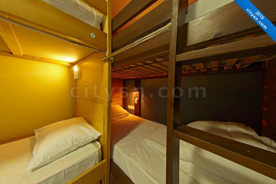 Номер «Кровать в общем четырехместном номере» хостела «Dream» - фото №172542