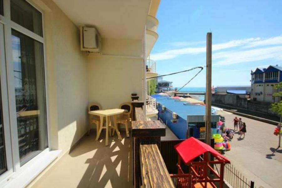 Номер «Люкс с видом на море и речку» гостиницы «BRAVO HOTEL» - фото №90558